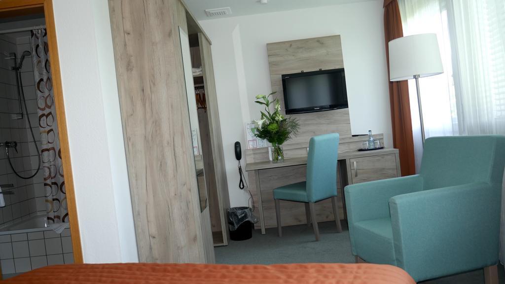 Komfort Hotel Ludwigsburg Buitenkant foto