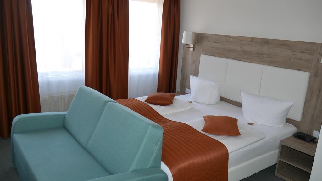 Komfort Hotel Ludwigsburg Buitenkant foto