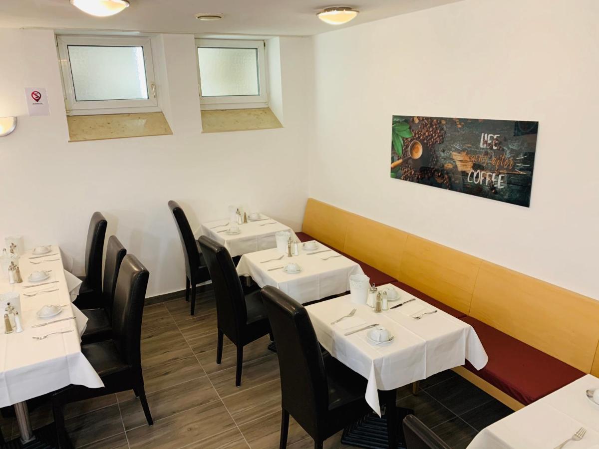 Komfort Hotel Ludwigsburg Buitenkant foto